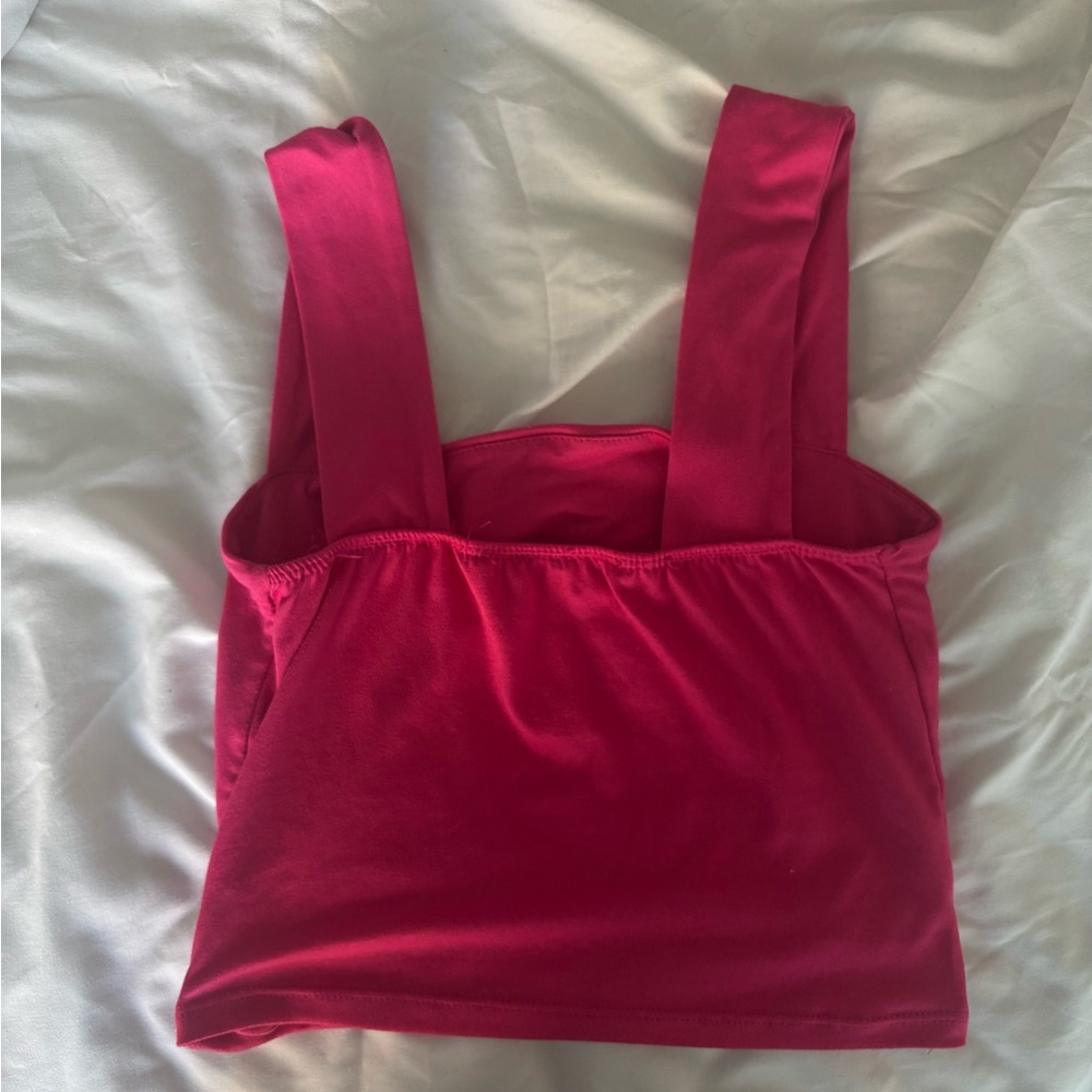 Vibrant Pink Sleeveless Tank Top - Picture 3 of 3